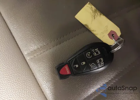 2014 Chrysler Town & Country Touring из США, поврежденный, VIN 2C4RC1BG2ER424226